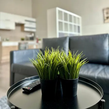 Flatiron Building - By Hi5 Apartment Budapest