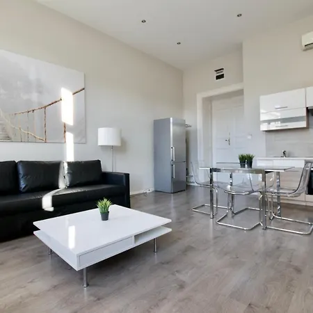 Flatiron Building - By Hi5 Διαμέρισμα Βουδαπέστη