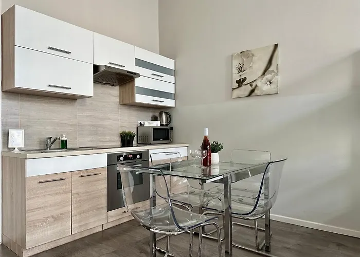 Flatiron Building - By Hi5 Budapest